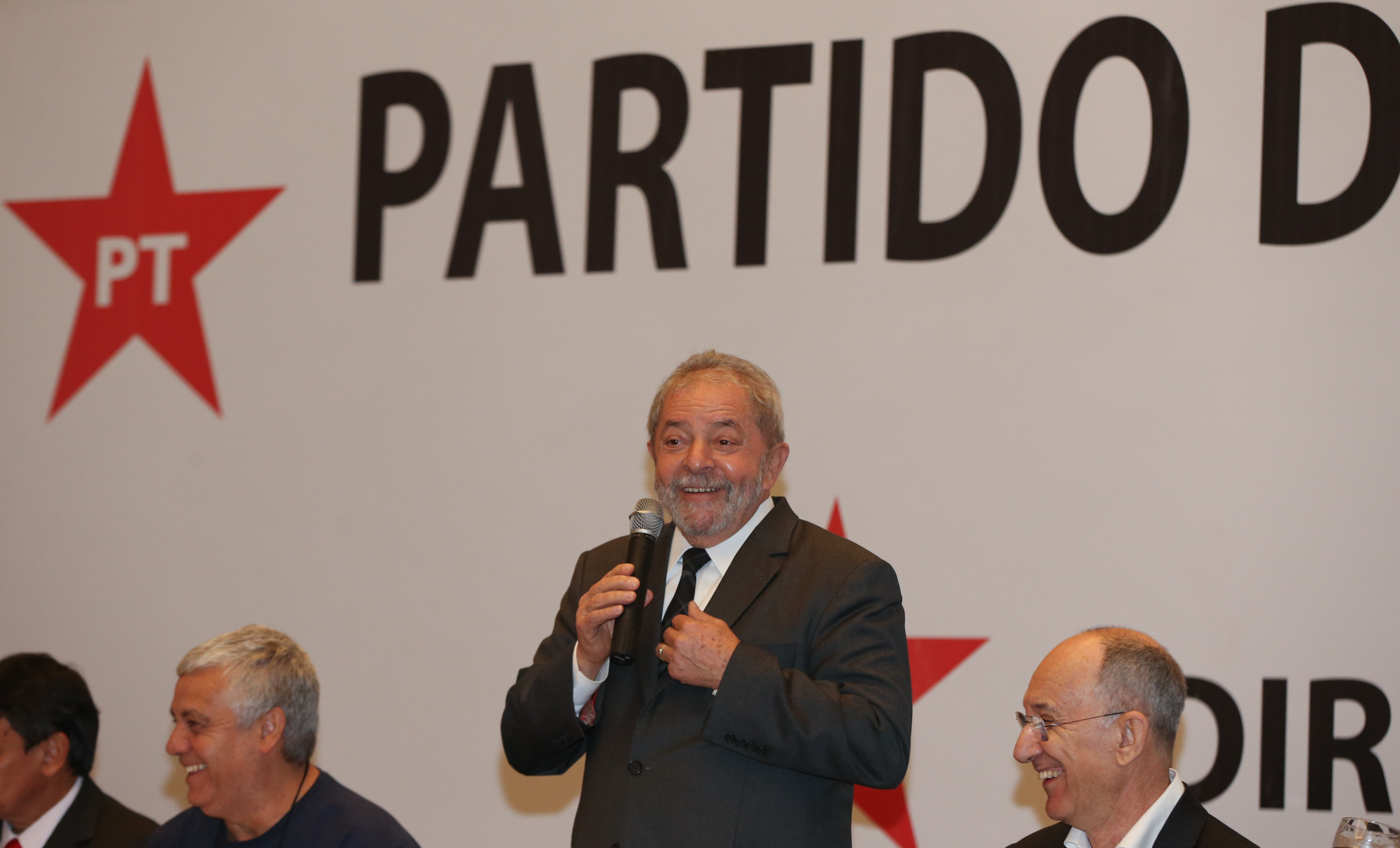 Frente Brasil Popular repudia ataques ao ex-presidente Lula