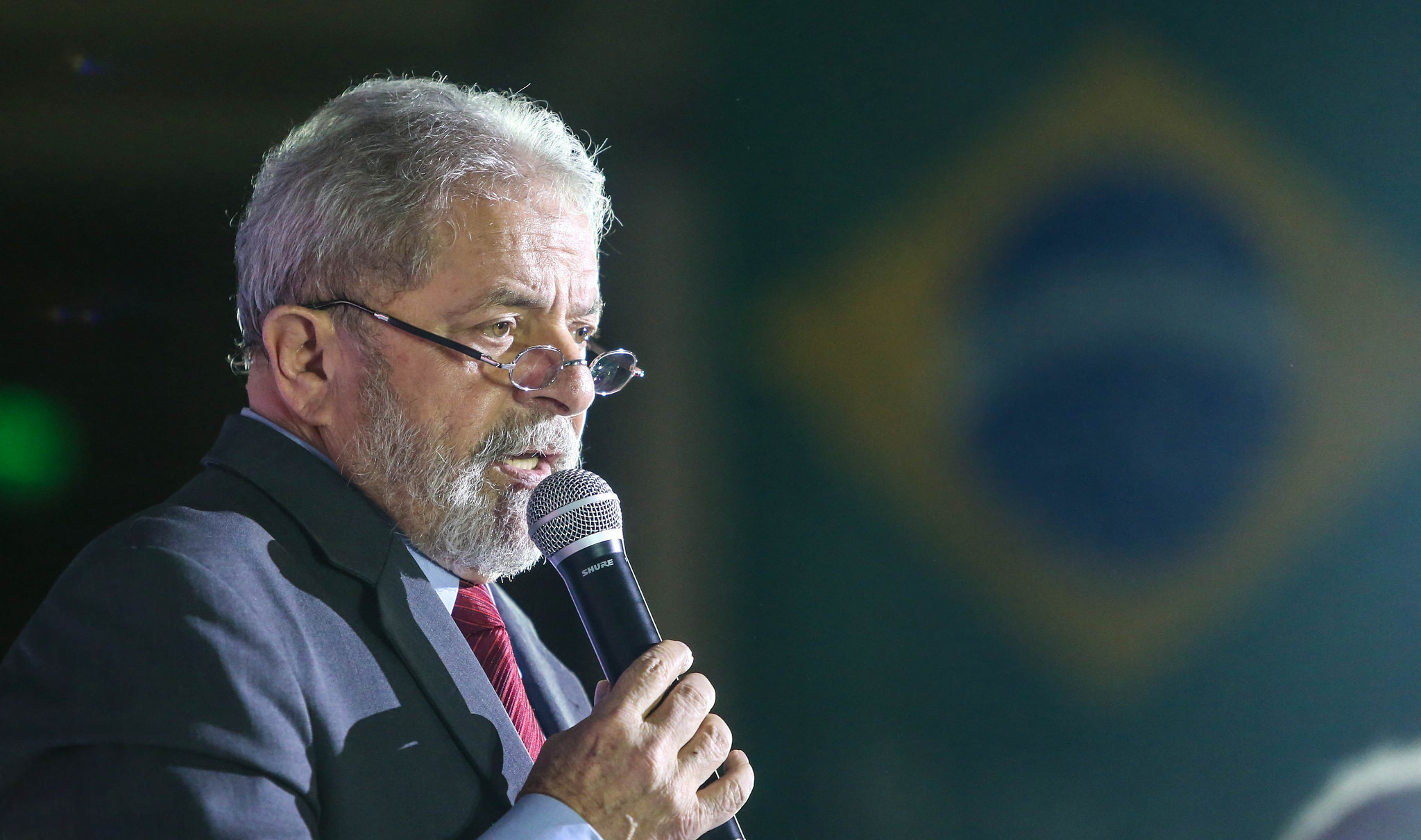 A caçada judicial ao ex-presidente Lula